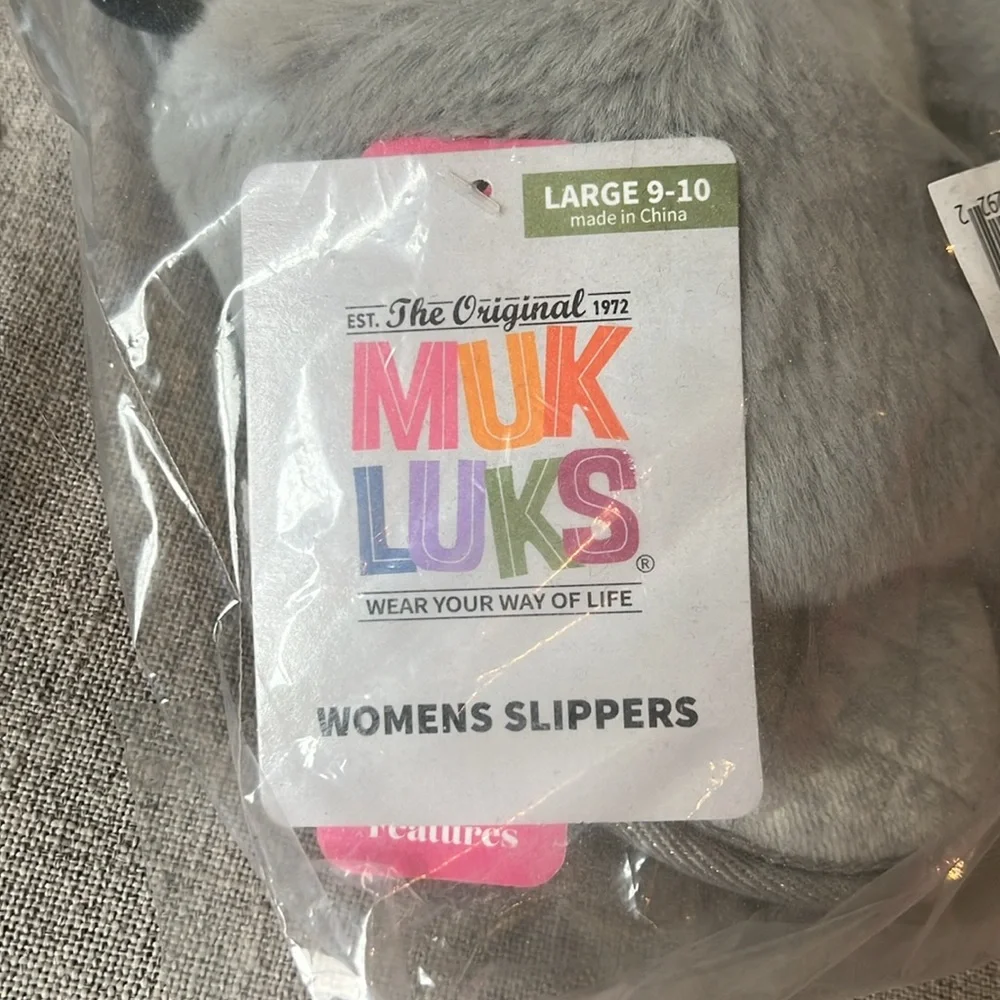 Muk Luks slippers - Picture 2 of 4